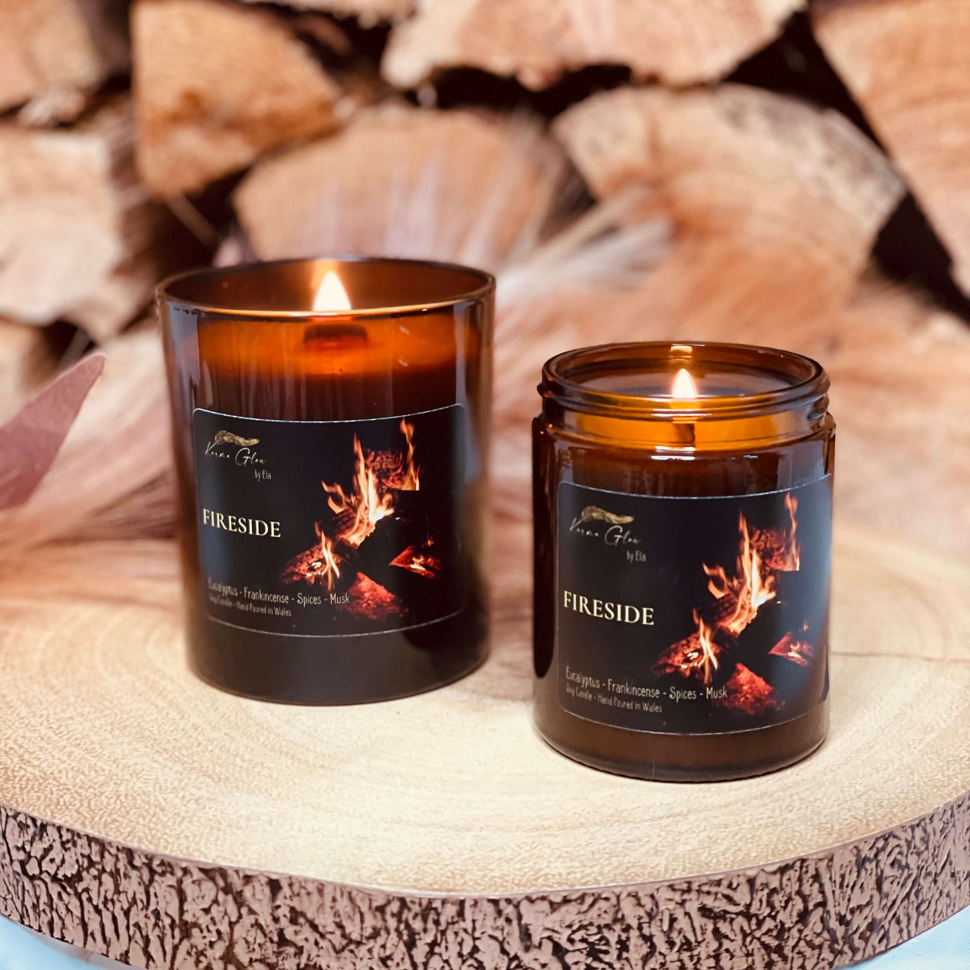 Wood wick candles in amber jars. Two sizes available : 210CL & 180CL. Both arriving with lids in a plastic free parcel.  
